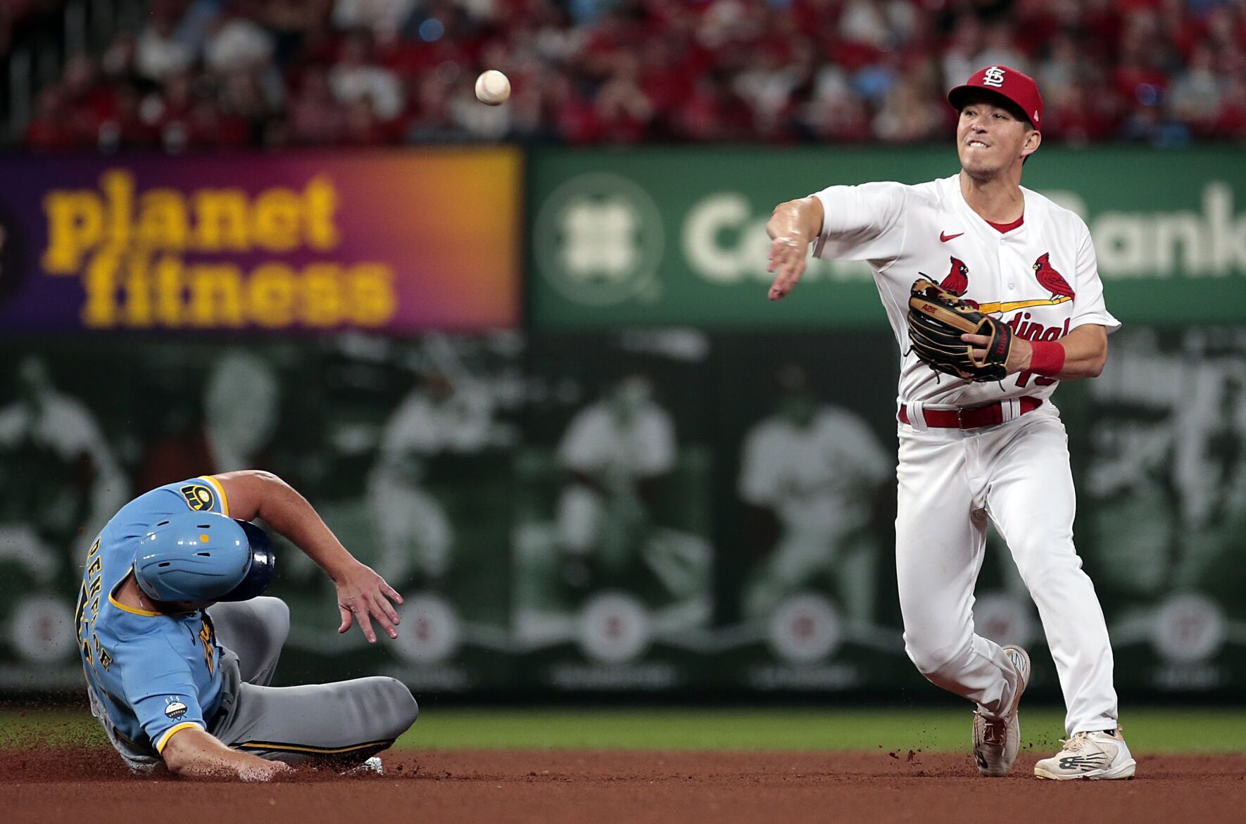 Cardinals, Brewers at Busch